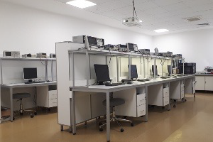 Biyomedikal Mühendisliği Laboratuvar
